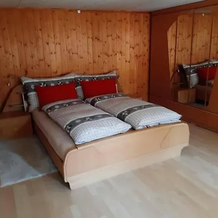 Mannried 2 1-2-zimmerwohnung Rustikal By Interhome 아파트 츠바이지멘